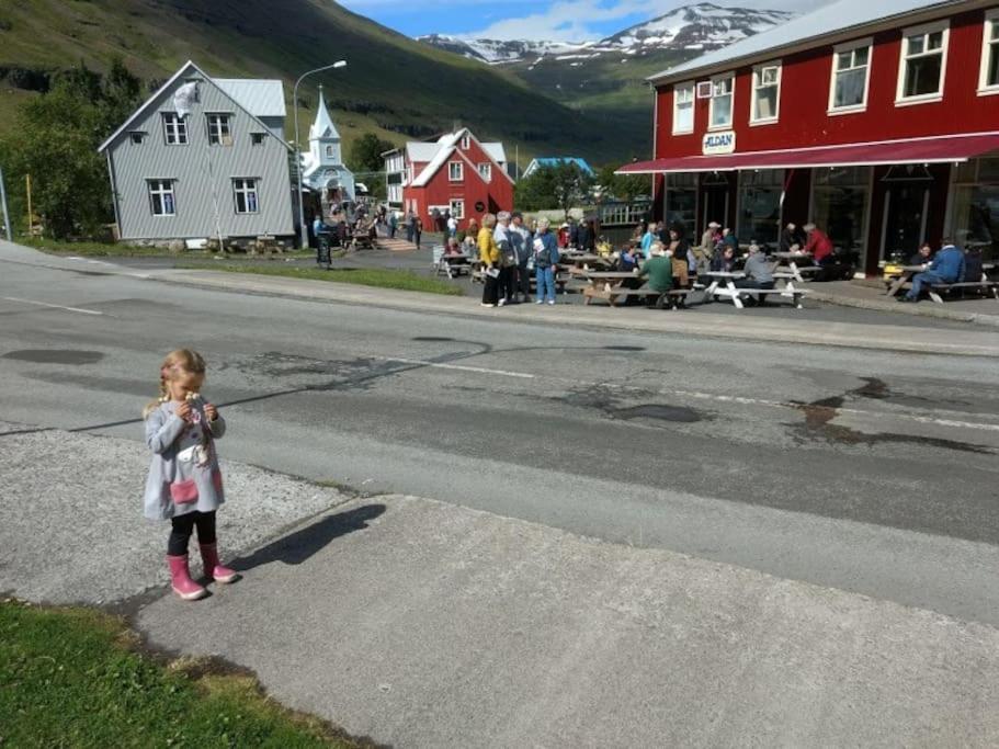 Nylenda Apartment Seyðisfjörður Екстериор снимка